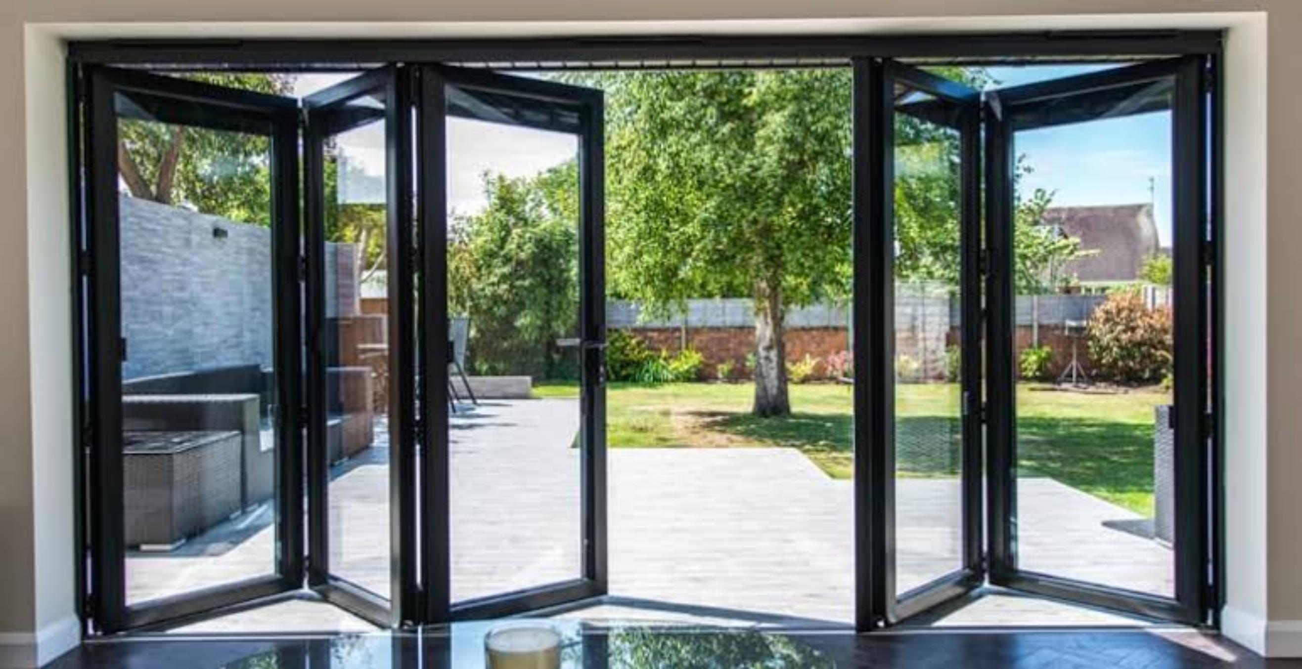 5-Panel Aluminium Bifold - Visofold 6000