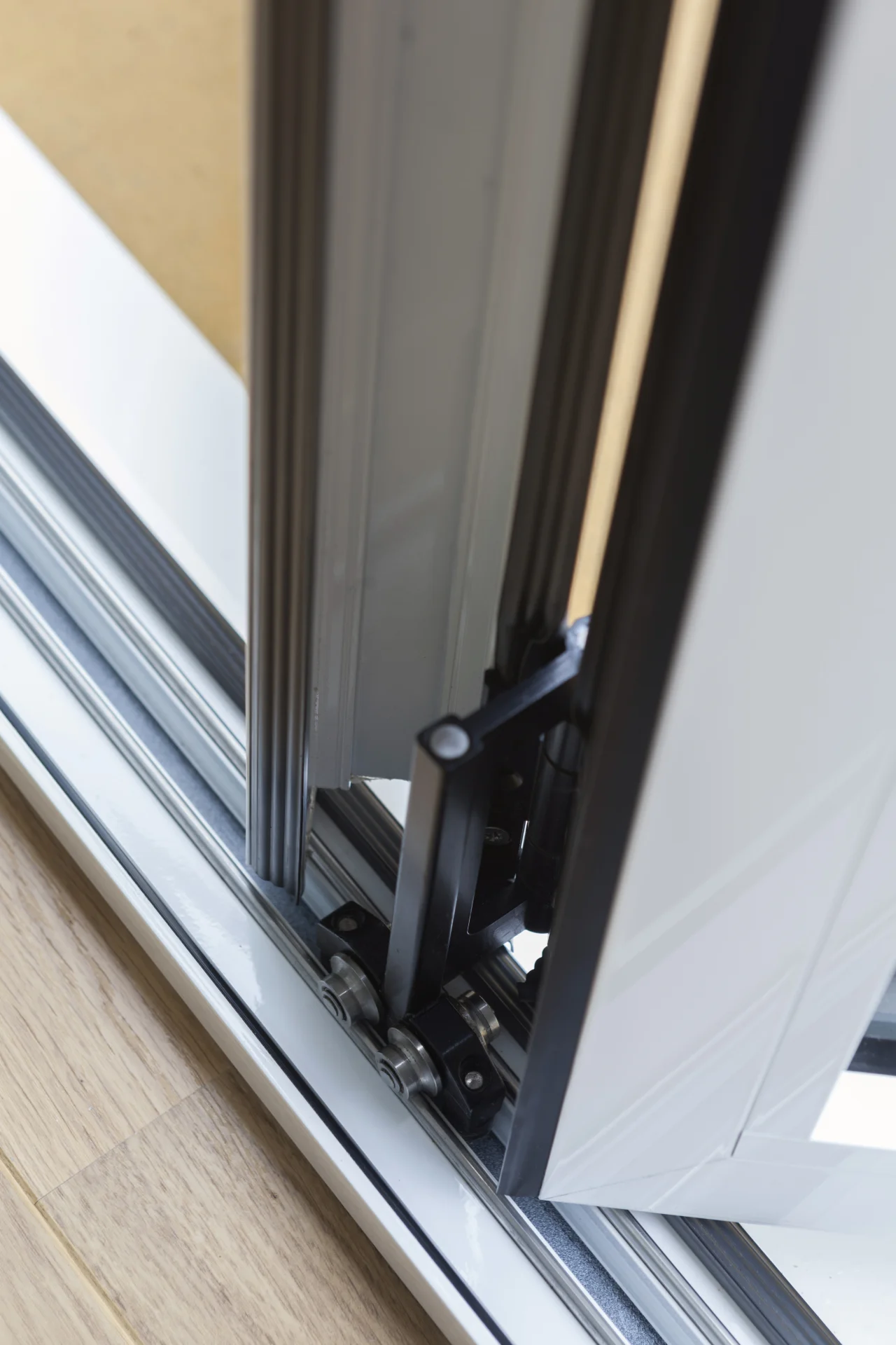 6-Panel Aluminium Bifold - Visofold 6000